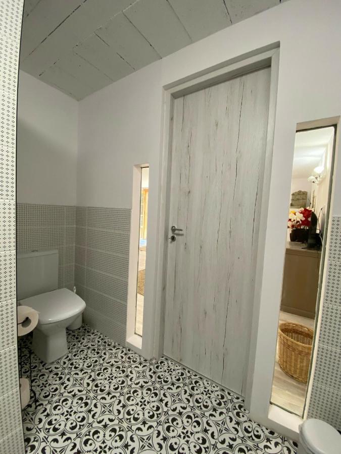 Countryside Apartment Fule Exterior photo